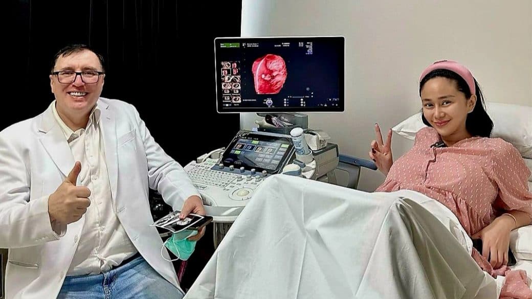 Mengaku Lebih Tenang Usai Dibaptis, Denise Chariesta: Orang Mau Ngomong Apa Bodoh Amat, Kalau Dulu Aku Sakit Hati - Image