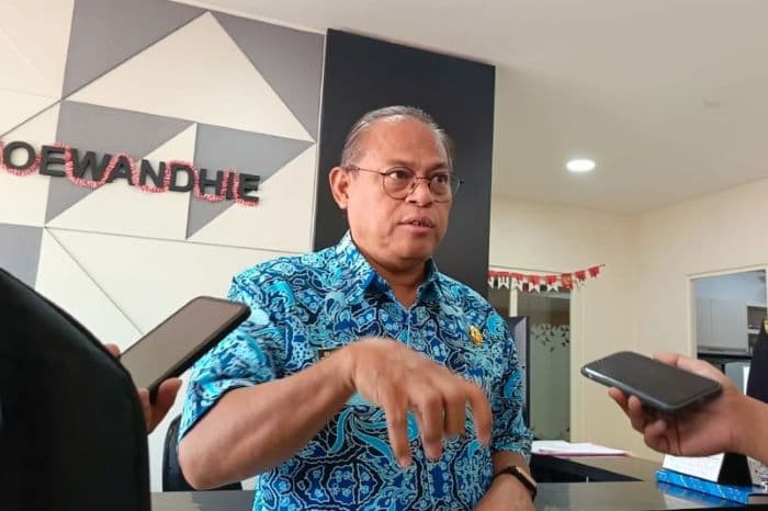 Direktur Utama RSUD Soewandhie Kota Surabaya Billy Daniel Messakh. - Image