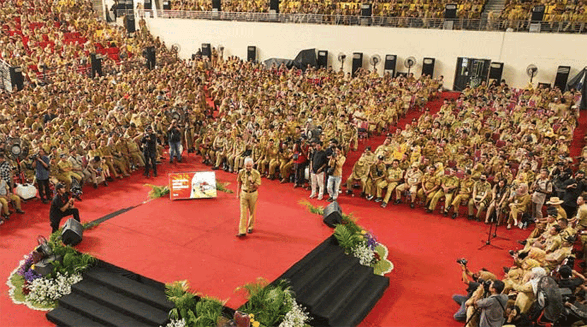 TERBUKTI EFEKTIF: Ganjar Pranowo menerapkan strategi microtargeting untuk menurunkan tingkat kemiskinan di Provinsi Jawa Tengah. - Image