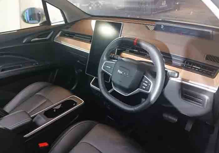 Interior mobil listrik Neta V. [Istimewa] - Image