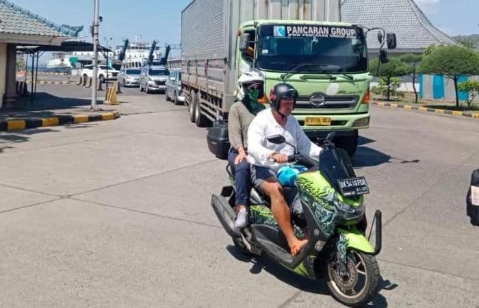 Situasi kendaraan di Pelabuhan Gilimanuk. - Image