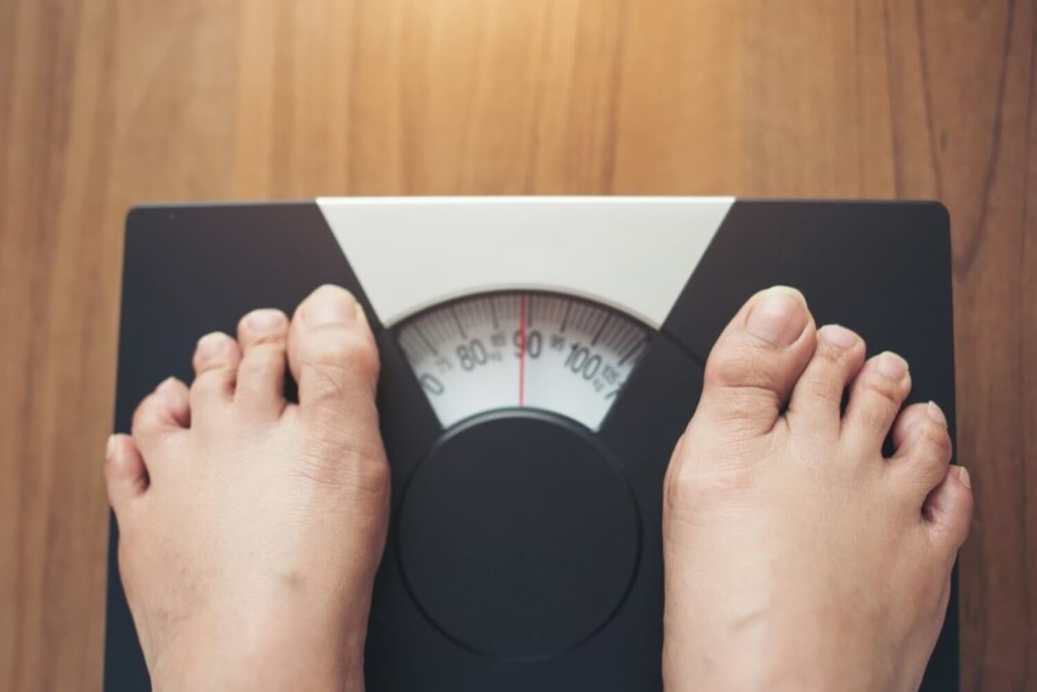Kenali perbedaan obesitas dan overweight. (Sumber foto: Freepik) - Image