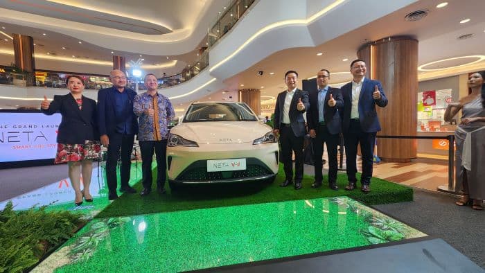 Peluncuran secara resmi Neta V-II di Indonesia. - Image