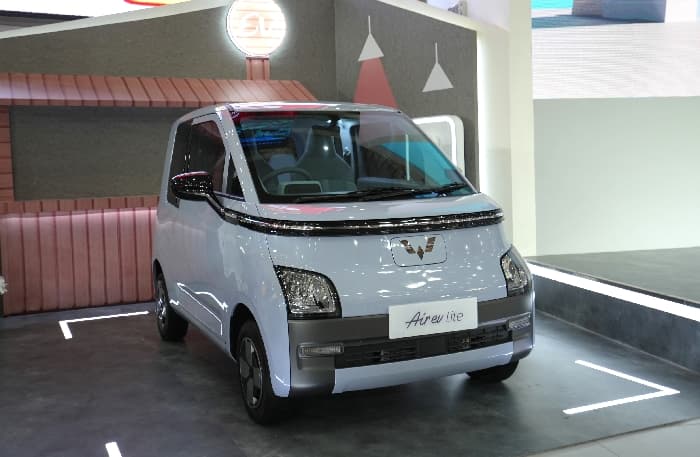 Wuling Air EV Lite punya varian baru jarak tempuh tambah jauh. - Image