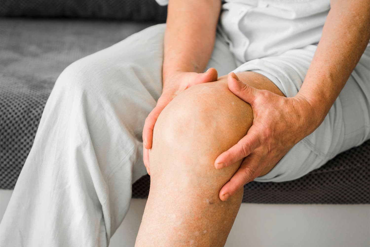 Teknologi Robotik Bisa Atasi Nyeri Lutut di Usia Lanjut - Image