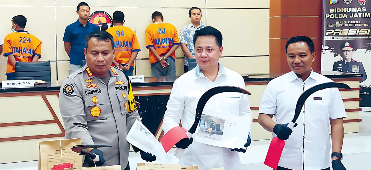 Kasus Pembunuhan Saksi Paslon Bupati-Wabup di Sampang Dipicu Isu Pemukulan Tokoh Agama - Image