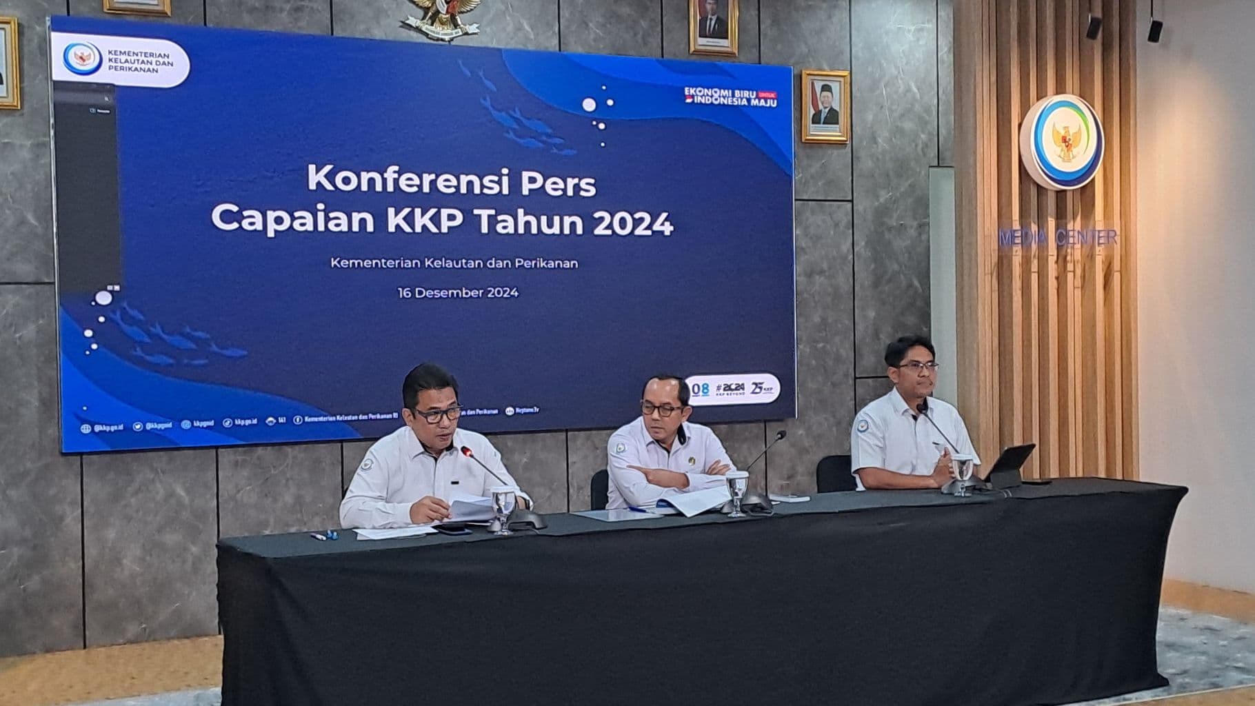 Kementerian Kelautan dan Perikanan Bukukan Pendapatan PNBP Rp 1,97 Triliun - Image