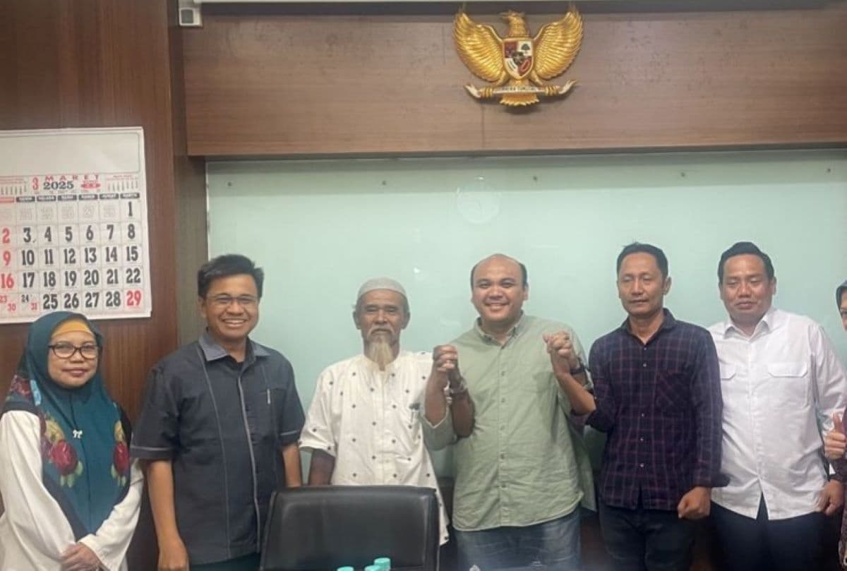 Keluarga Mendiang Mat Solar Senang Uang Pembebasan Lahan Rp 3,3 Miliar Akhirnya Cair Setelah 6 Tahun Berjuang - Image
