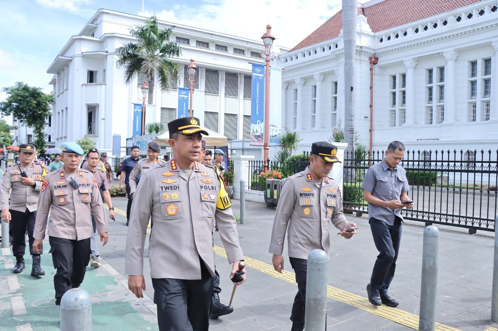 Malam Takbiran di Kota Tua: Polres Jakarta Barat Siapkan Keamanan - Image