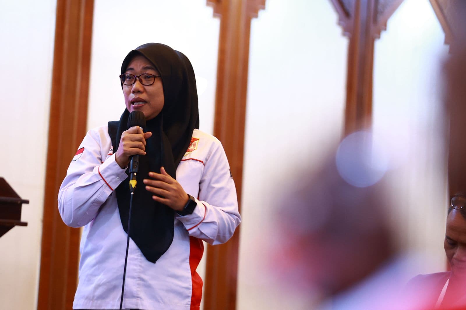 Jangan Hanya Driver Angkutan Online, Pemerintah Dituntut Juga Perhatikan Profesi Sopir Lainnya   - Image