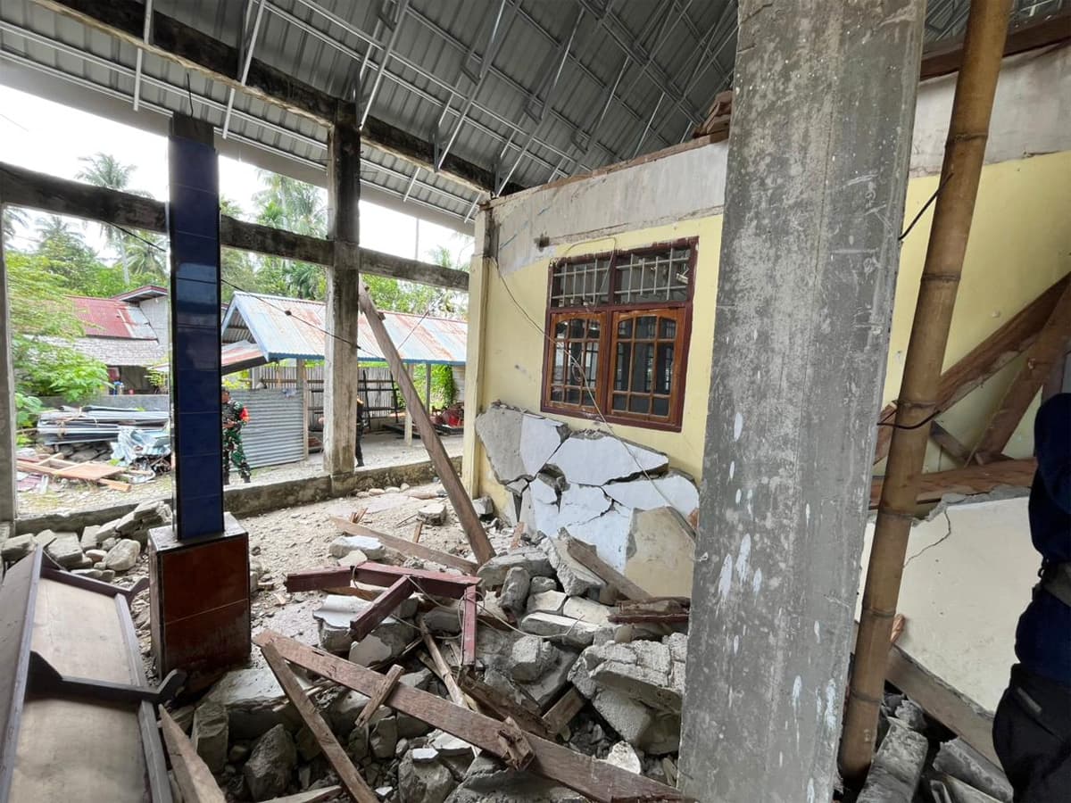 Respon Cepat, Kemensos Kirim Bantuan untuk Korban Gempa Poso - Image