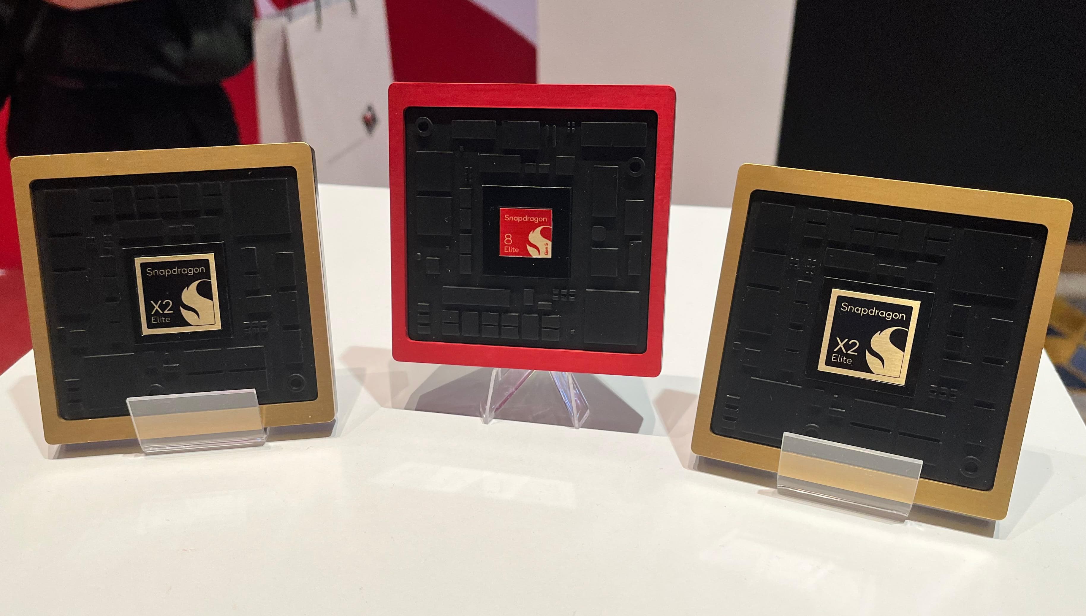 Snapdragon 8 Elite Gen 5 Mobile Platform dan Snapdragon X2 Elite Series. ( - Image