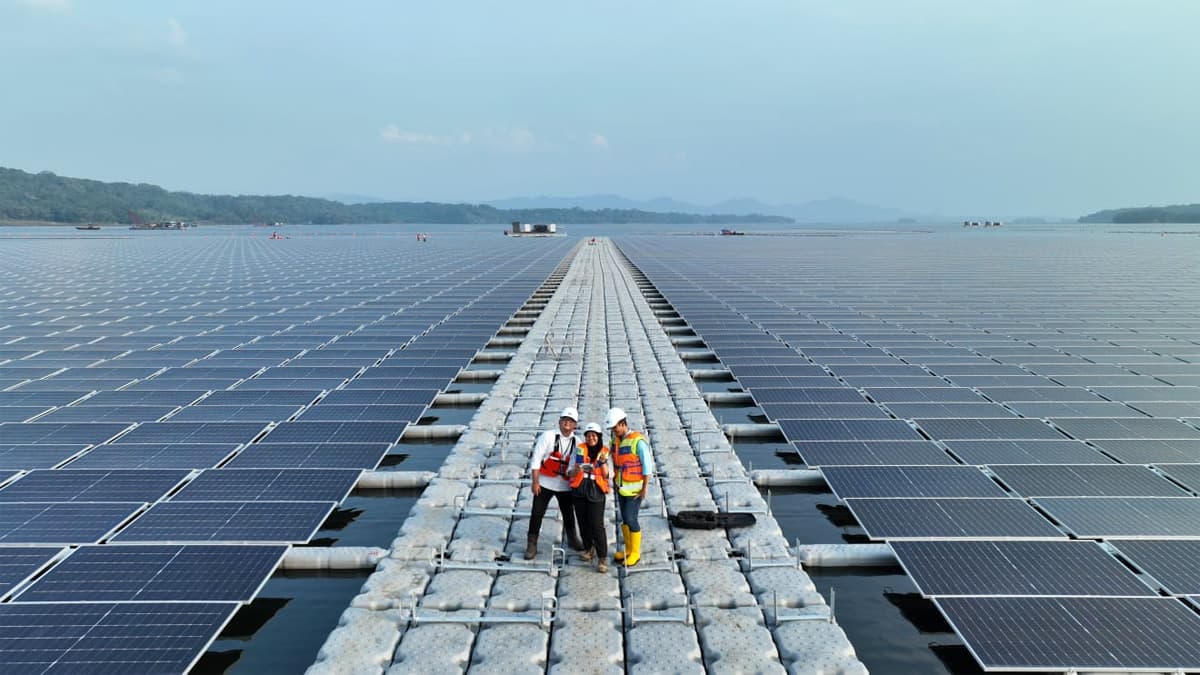 Setahun Berdampak: EBT Jadi Pilar Baru Kemandirian Energi Nasional - Image