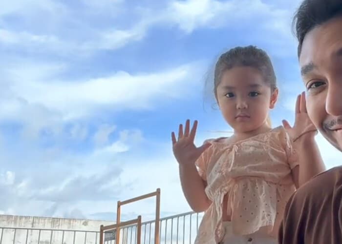 Aksi Gemas Xarena Zenata Ikuti Tren TikTok Dance Chanel, Disebut Netizen Siti Badriah Kemasan Sachet! - Image