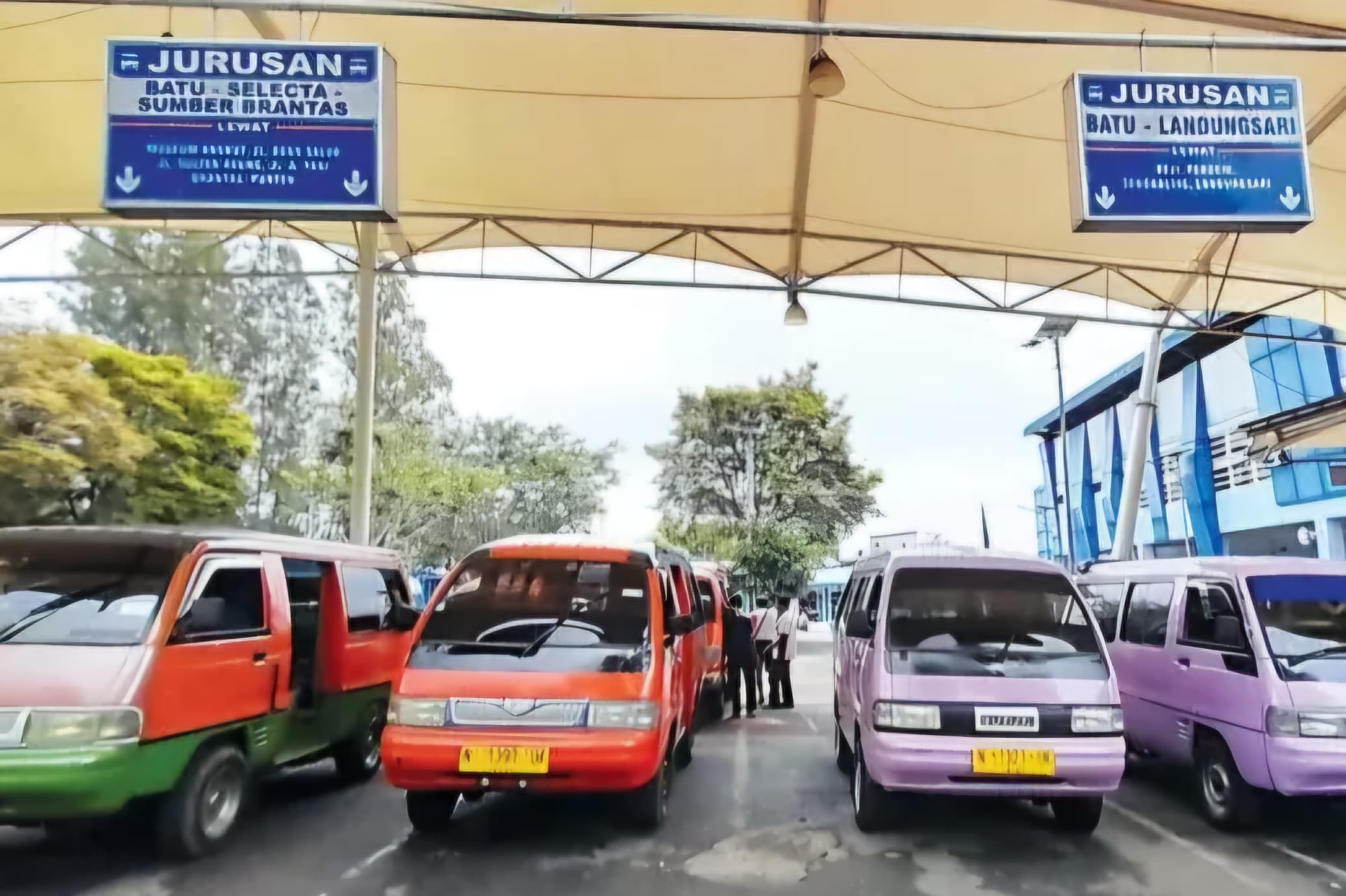 Bus Baru Trans Jatim Koridor I Malang Raya Untungkan Sopir Angkot - Image