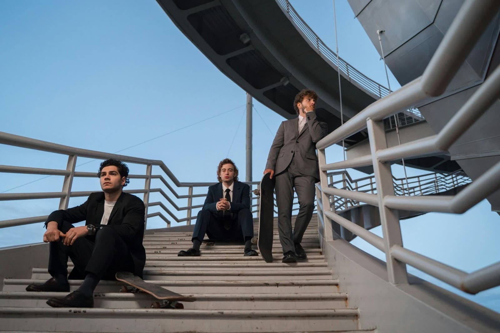 Tidak Melampaui Batas, Ini 7 Cara Menjaga Profesionalitas dalam Pertemanan di Tempat Kerja! - Image