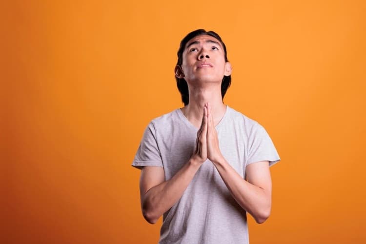 6 Shio syukuri setiap rupiah yang diterima - Image