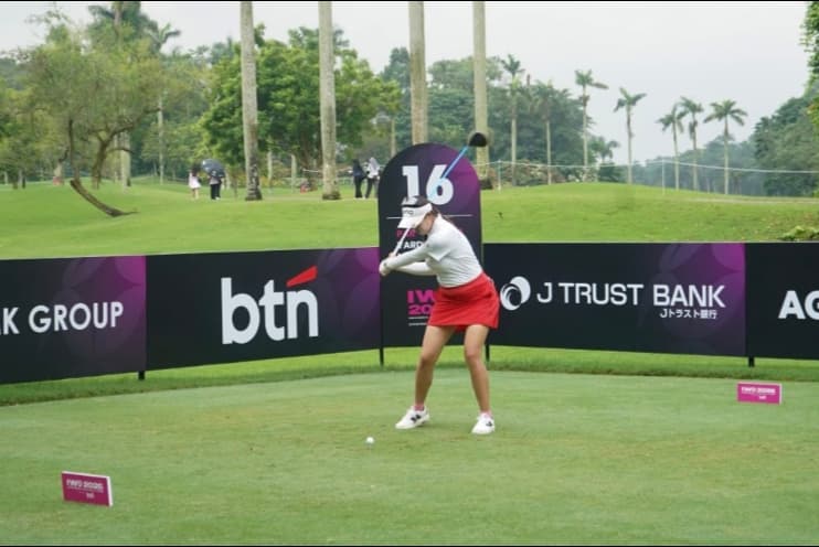 Usai Pecahkan Rekor, Pegolf Muda Jepang Curi Perhatian di Indonesia Women's Open 2026 - Image
