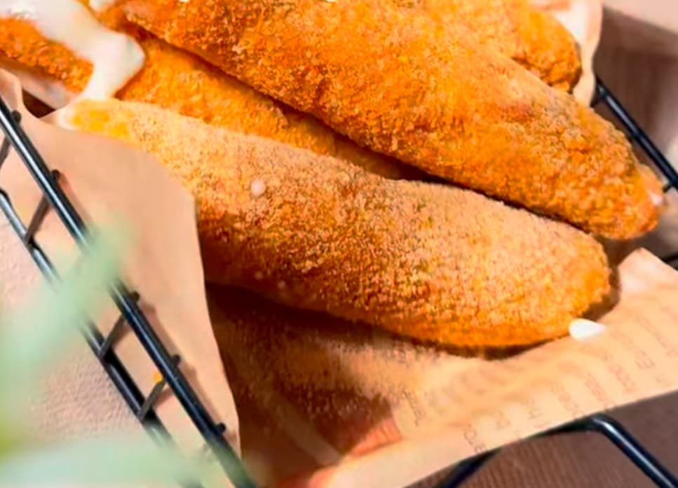 Homemade Chikuro Garlic Cream Cheese: Camilan Renyah Isi Creamy ala Rumahan - Image