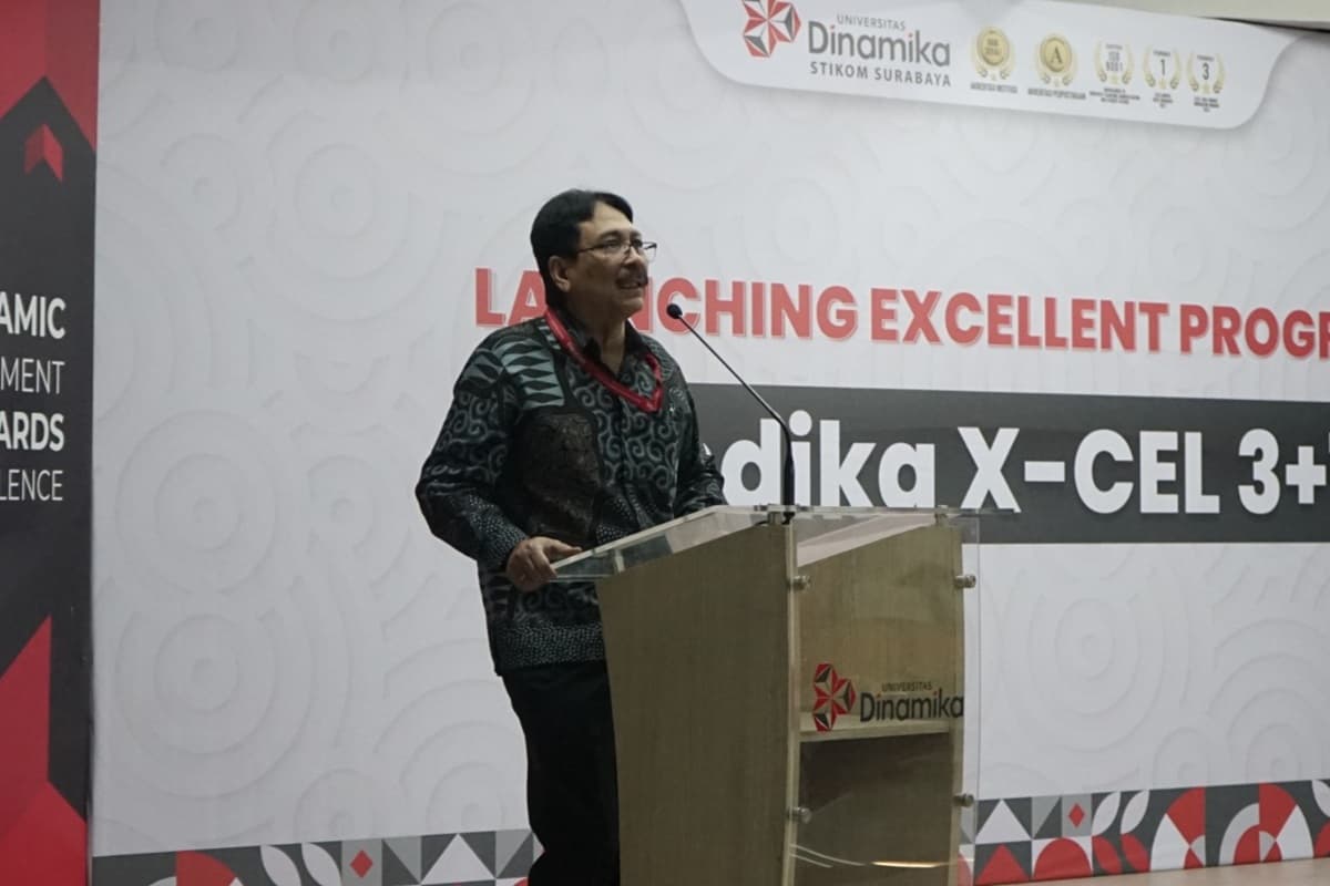 Universitas Dinamika Perkenalkan Kurikulum X-CEL 3+1, Mahasiswa Bisa Magang Internasional Tanpa Tunda Lulus - Image