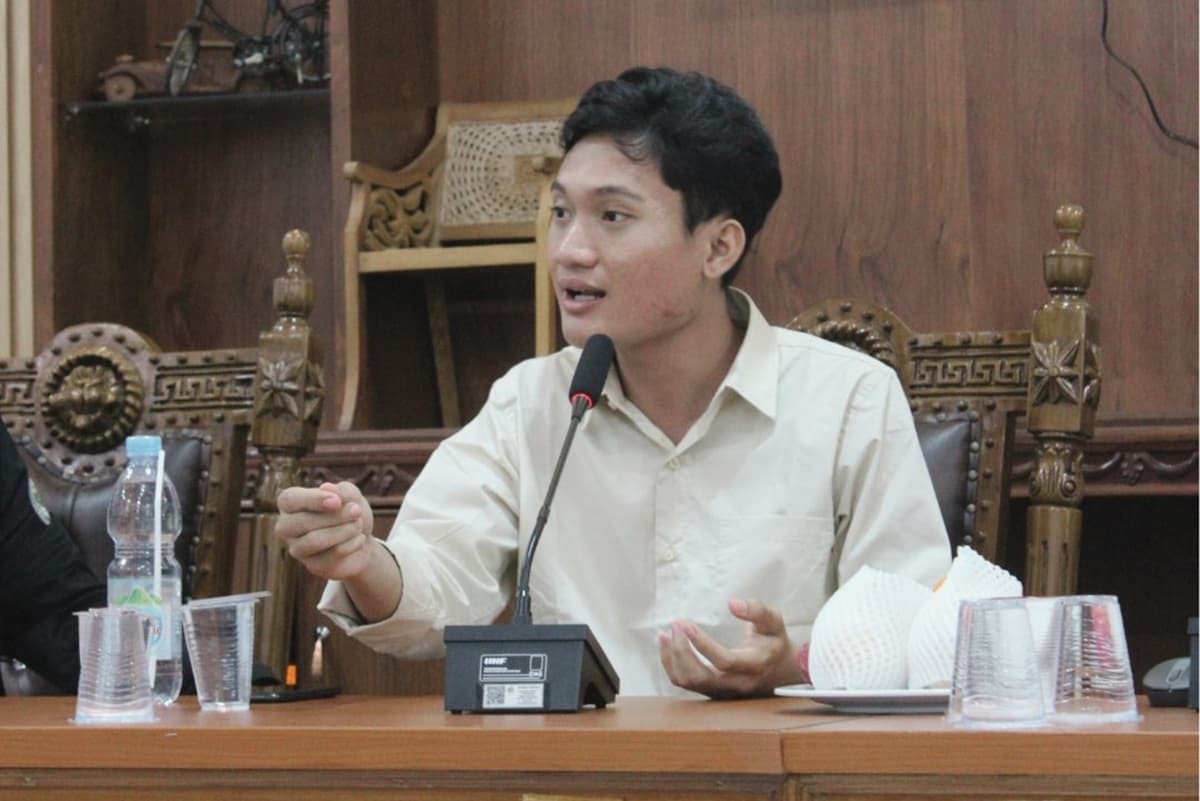 Komnas HAM soal Ketua BEM UGM Diteror Usai Kritik Pemerintah: Kritik Terhadap Kebijakan Bagian dari Hak Berpendapat - Image