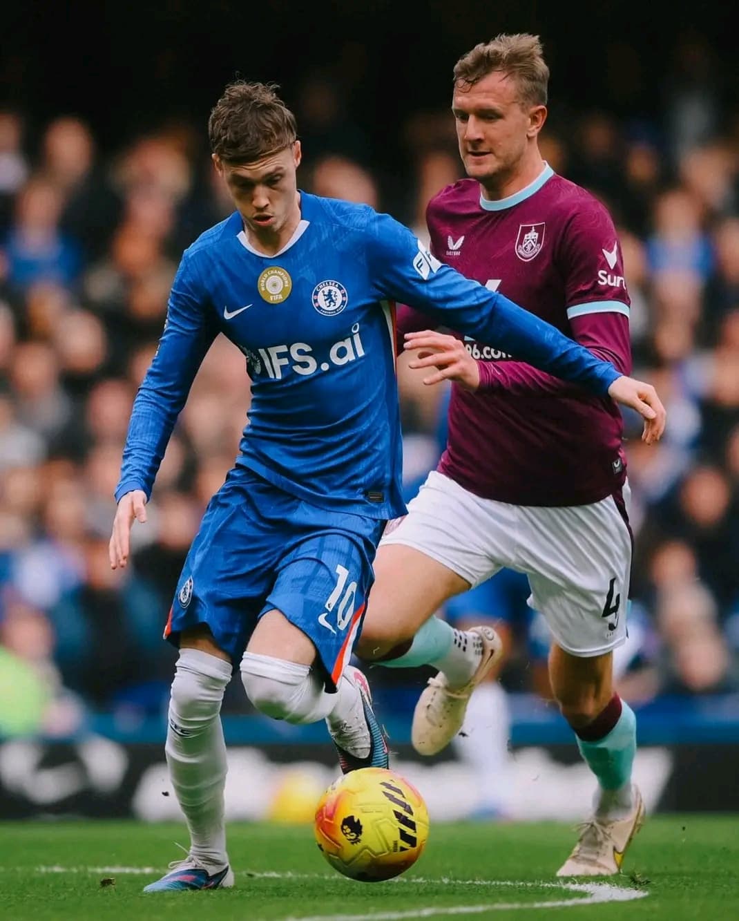 Gol Injury Time Burnley Hancurkan Kemenangan Chelsea di Stamford Bridge - Image