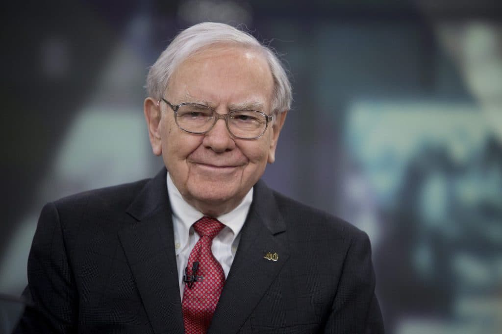 Warren Buffett Menjadi Miliarder Media Terbaru dengan Investasi Rp 5,92 Triliun di The New York Times - Image