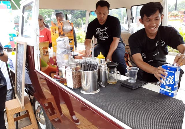 Pendiri Kito Rato, Saldi Rahman ketika ditemui di kawasan Gelora Bung Karno (GBK), Jakarta, Selasa (3/12). (Saifan Zaking/JawaPos.com) - Image