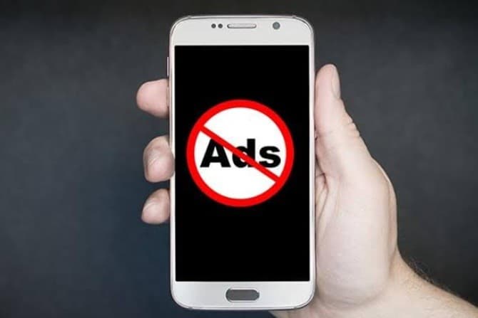 Ilustrasi: Iklan mengganggu di perangkat smartphone. (GearBest). - Image