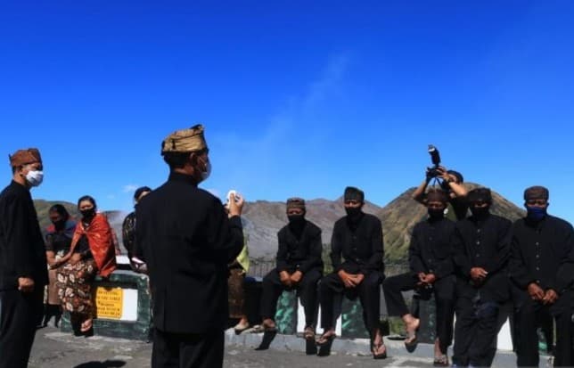 Ilustrasi persiapan warga Tengger menjelang pelaksanaan Upacara Yadnya Kasada di Gunung Bromo. Diskominfo Kabupaten Probolinggo/Antara - Image