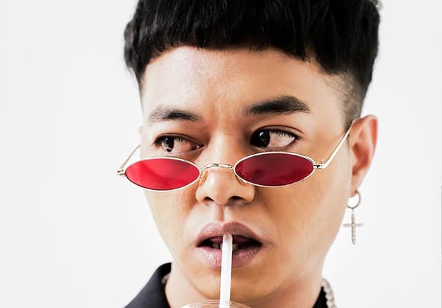 Lewat Rekaman CCTV, Polisi Ungkap Detik-Detik Kedatangan Reza Arap ke Apartemen Lula Lahfah - Image